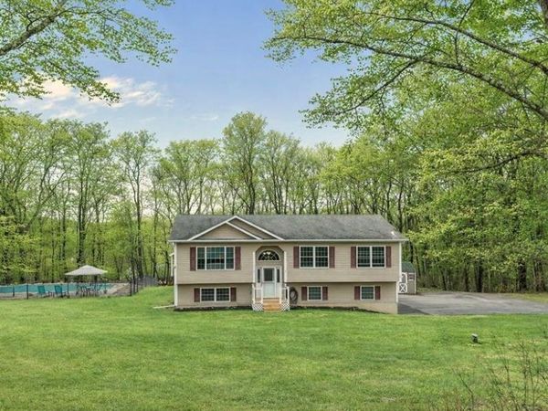 69 Ridge Road , Wallkill, NY 12589