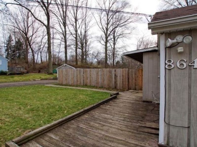 864 Shadybrook Drive , Akron, OH 44312 Photo 13