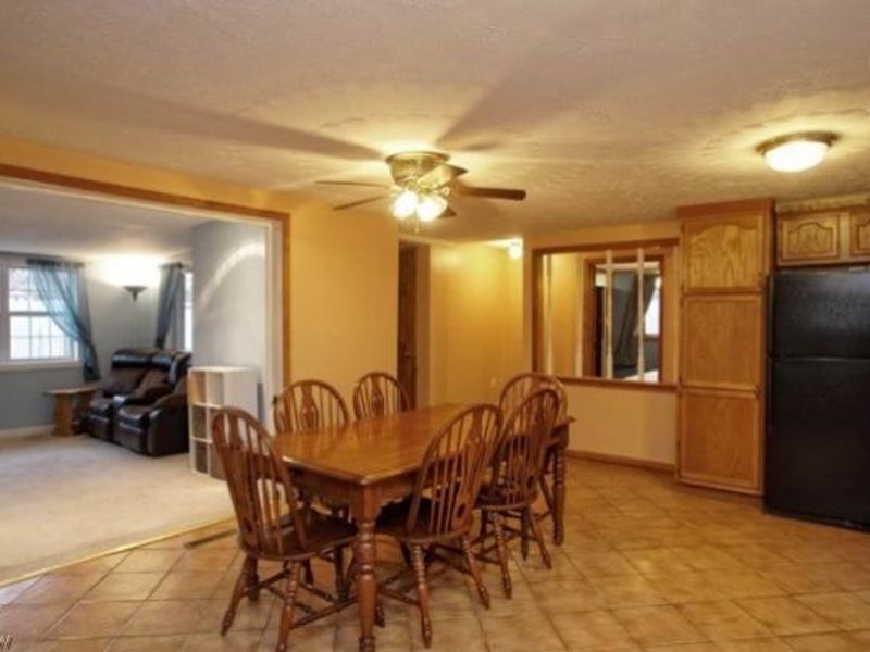 864 Shadybrook Drive , Akron, OH 44312 Photo 23