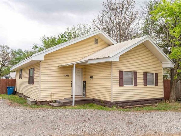 1317 S Perkins Road, Stillwater, OK 00000