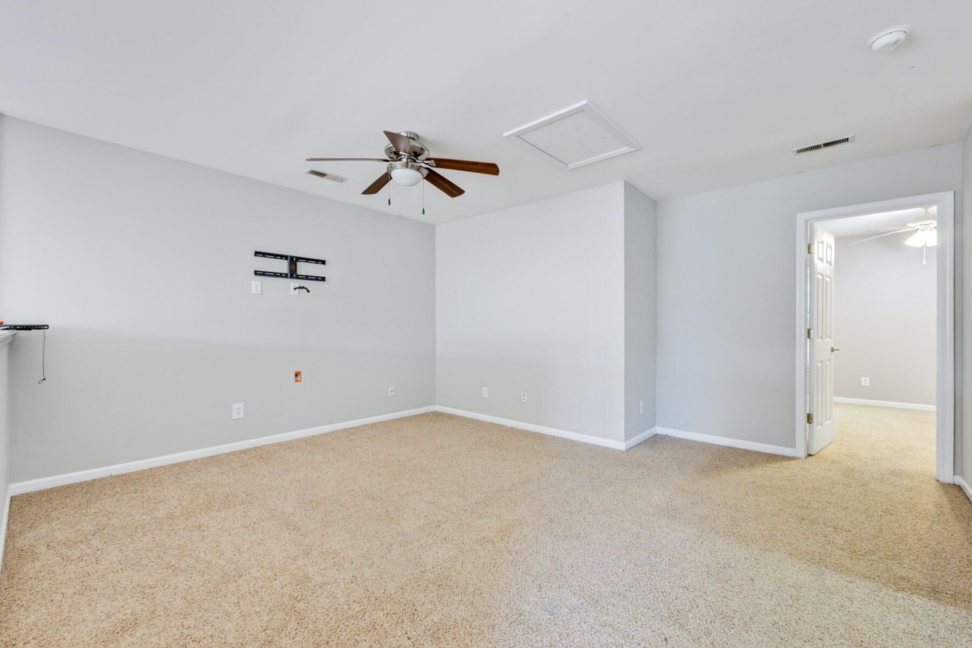 8849 Jenny Lind Street Photo 17