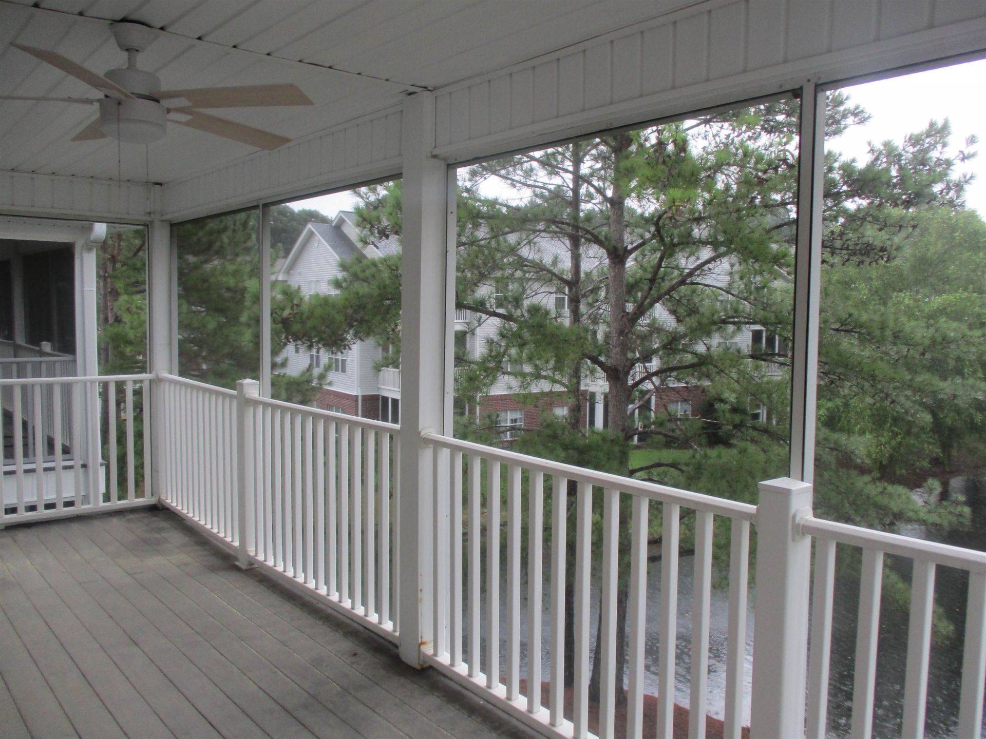 4845 Meadowsweet Dr. Photo 12