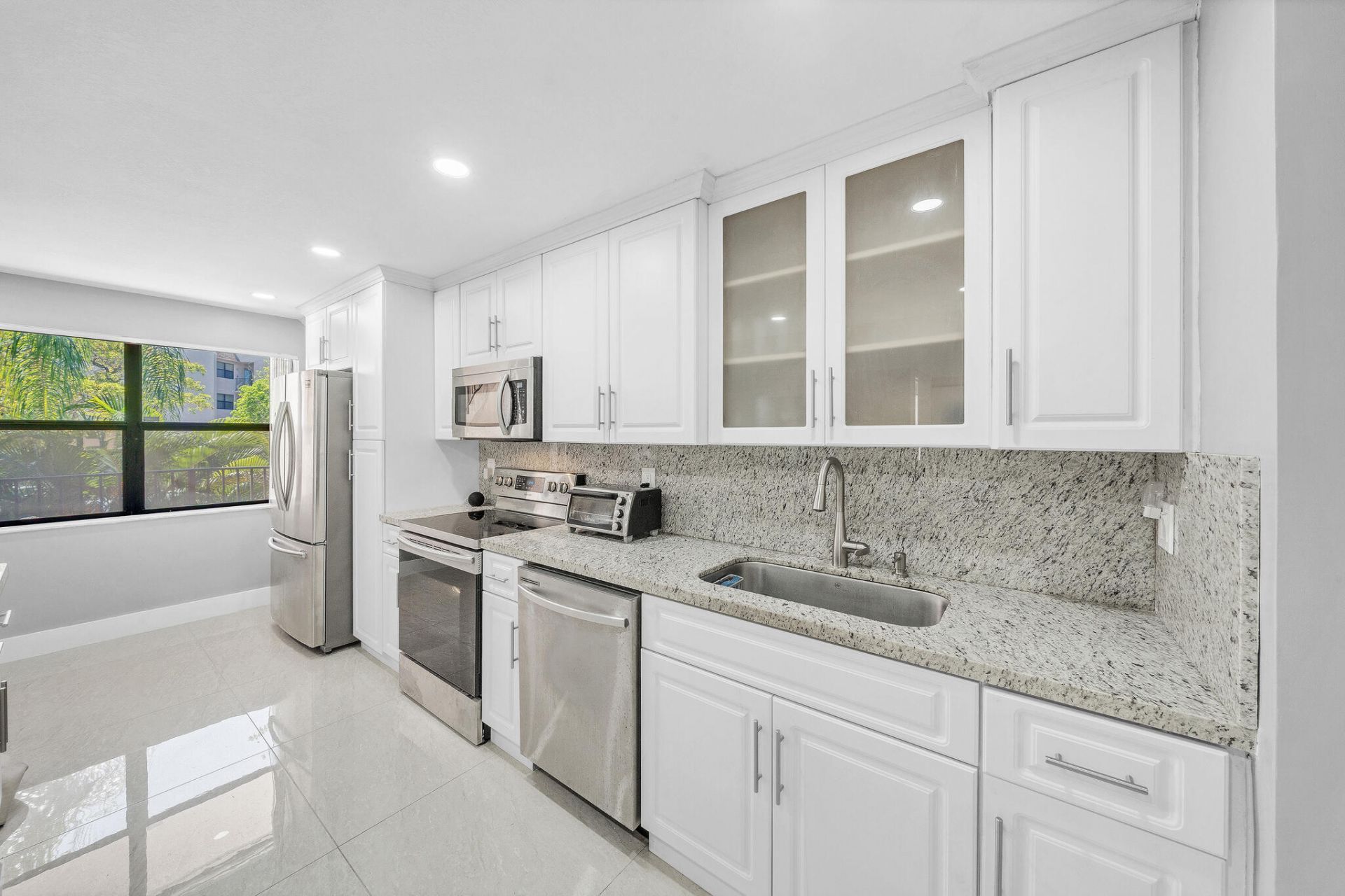 2704 NW 104th Avenue, Unit 210, Sunrise, FL 33322 Photo