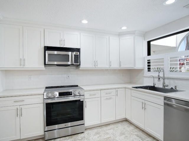 6081 SE Landing Way, Unit 6, Stuart, FL 34997 Photo