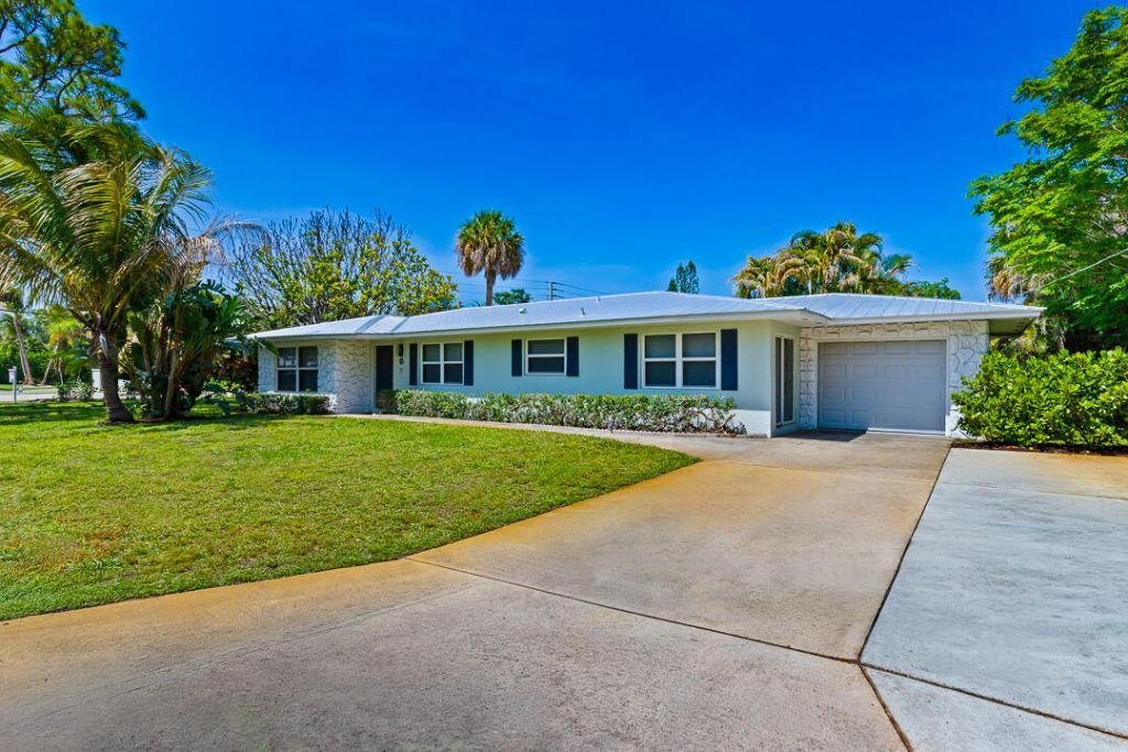 381 SE Edgewood Drive, Stuart, FL 34996 Photo