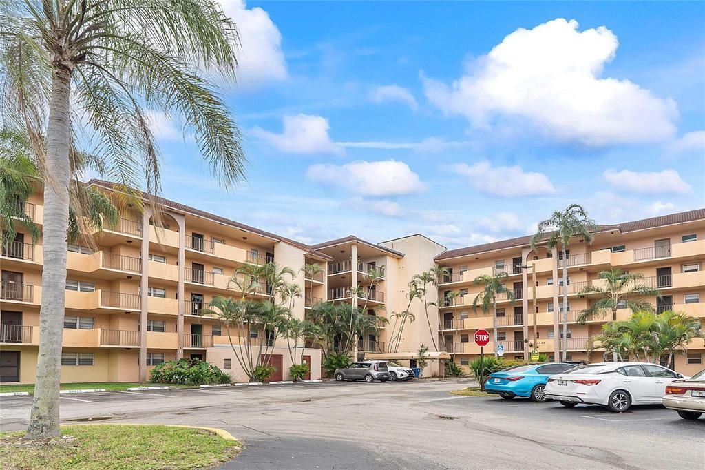 3955 N Nob Hill Road, Unit 404, Sunrise, FL 33351 Photo