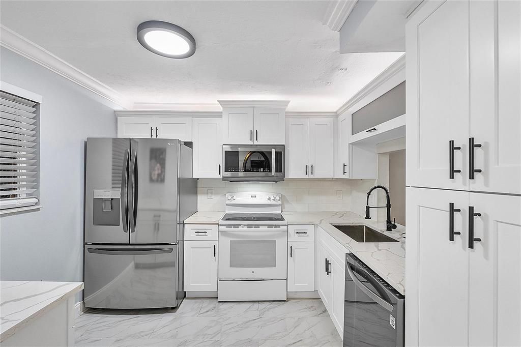 3955 N Nob Hill Road, Unit 404, Sunrise, FL 33351 Photo