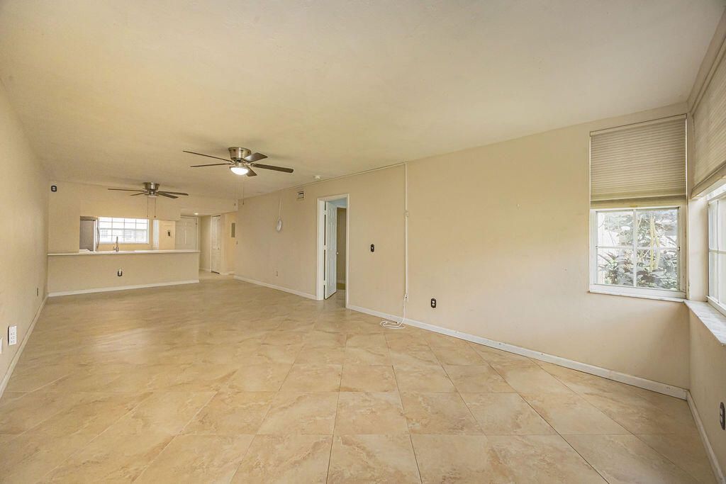 1501 Palm Beach Trace Drive, Royal Palm Beach, FL 33411 Photo
