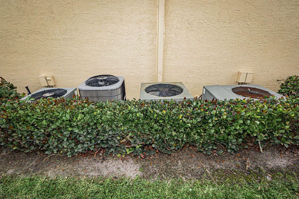 1501 Palm Beach Trace Drive, Royal Palm Beach, FL 33411 Photo