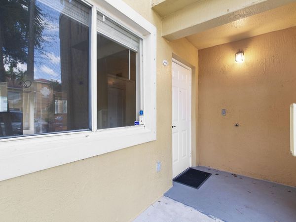 7850 NW 6th Street, Unit 104, Pembroke Pines, FL 33024