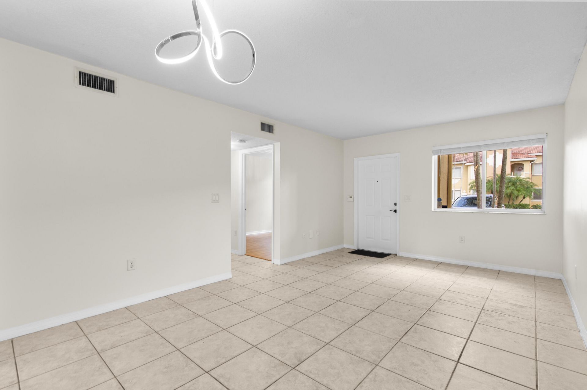 7850 NW 6th Street, Unit 104, Pembroke Pines, FL 33024 Photo