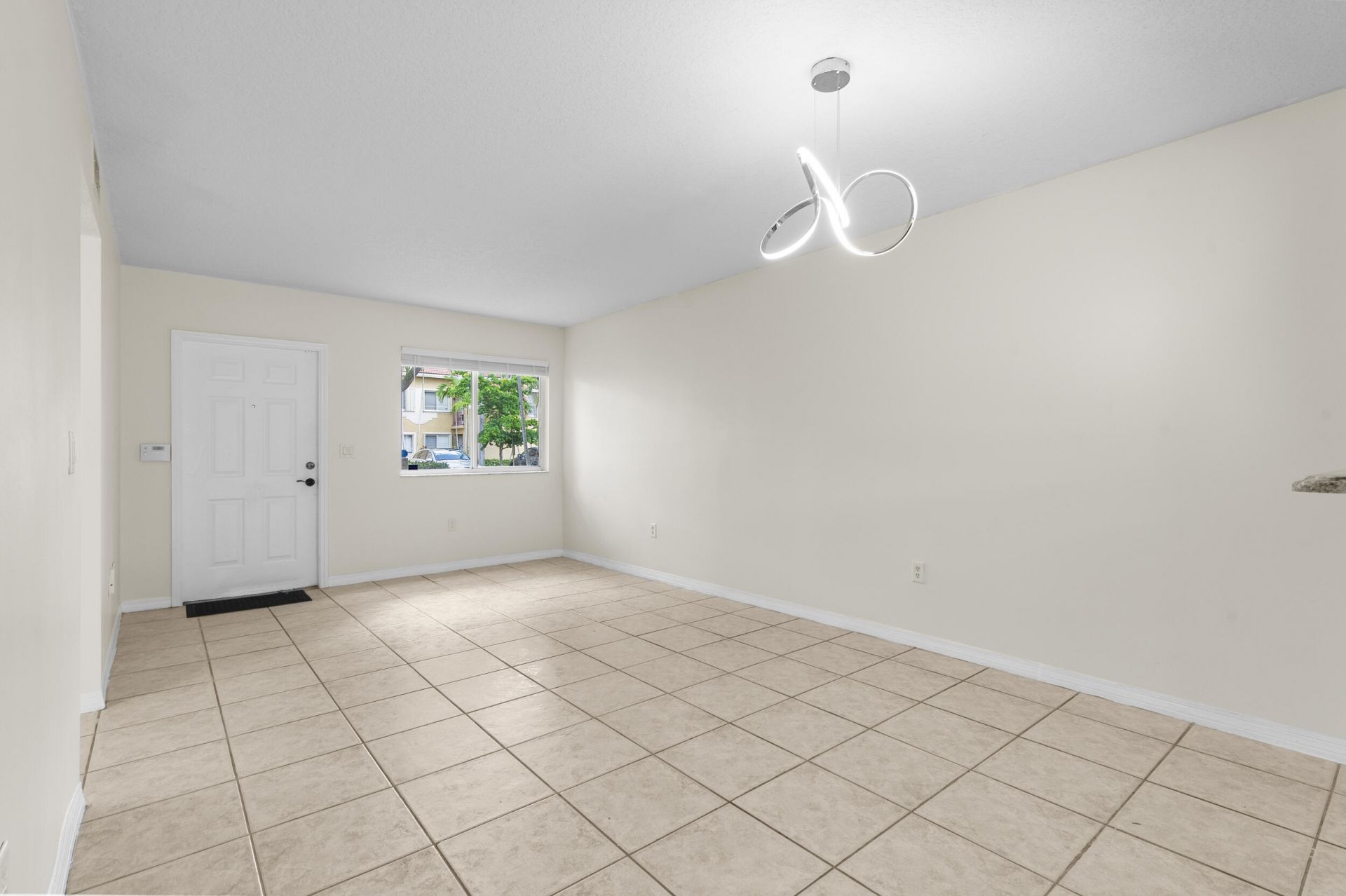 7850 NW 6th Street, Unit 104, Pembroke Pines, FL 33024 Photo