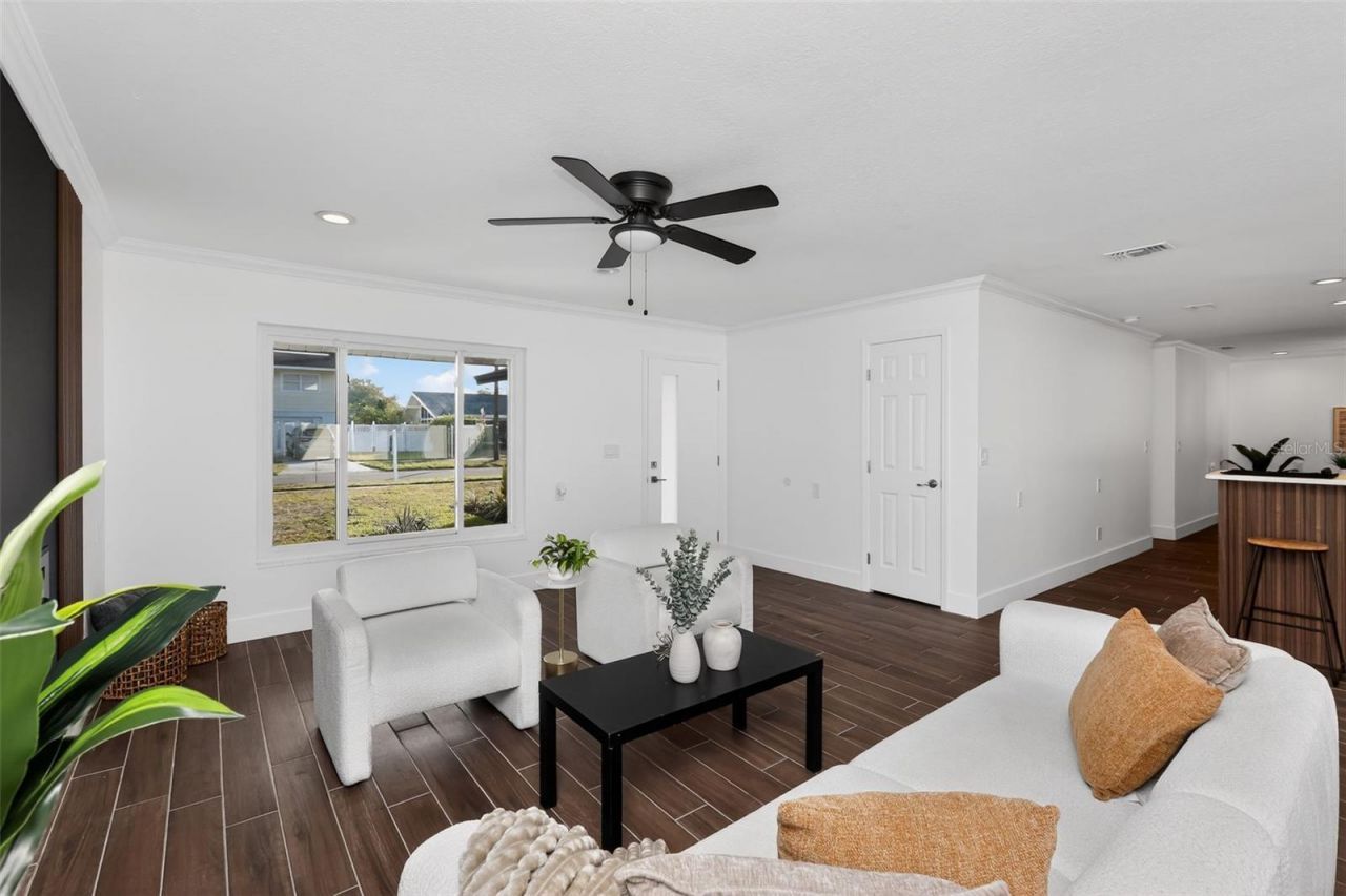 8317 Boxwood Drive, Tampa, FL 33615 Photo