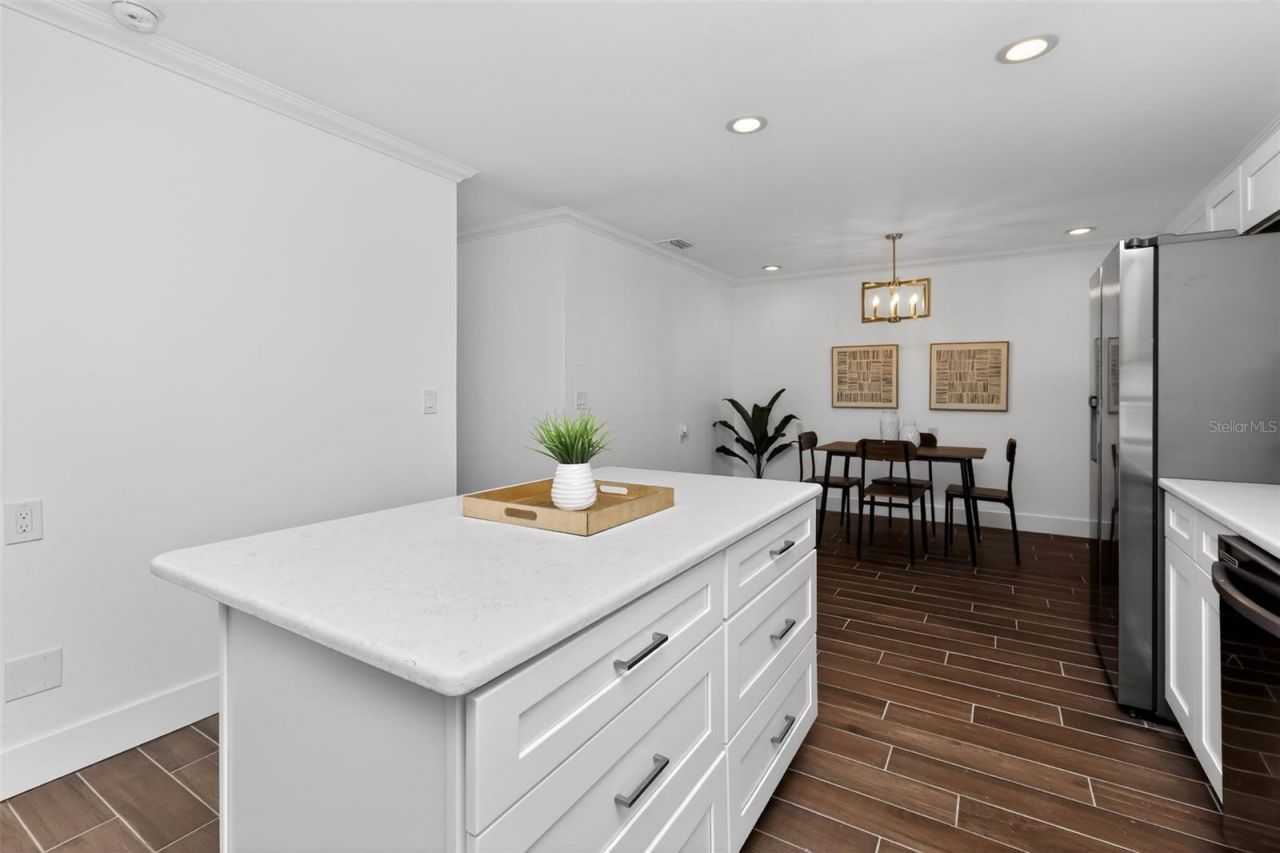 8317 Boxwood Drive, Tampa, FL 33615 Photo