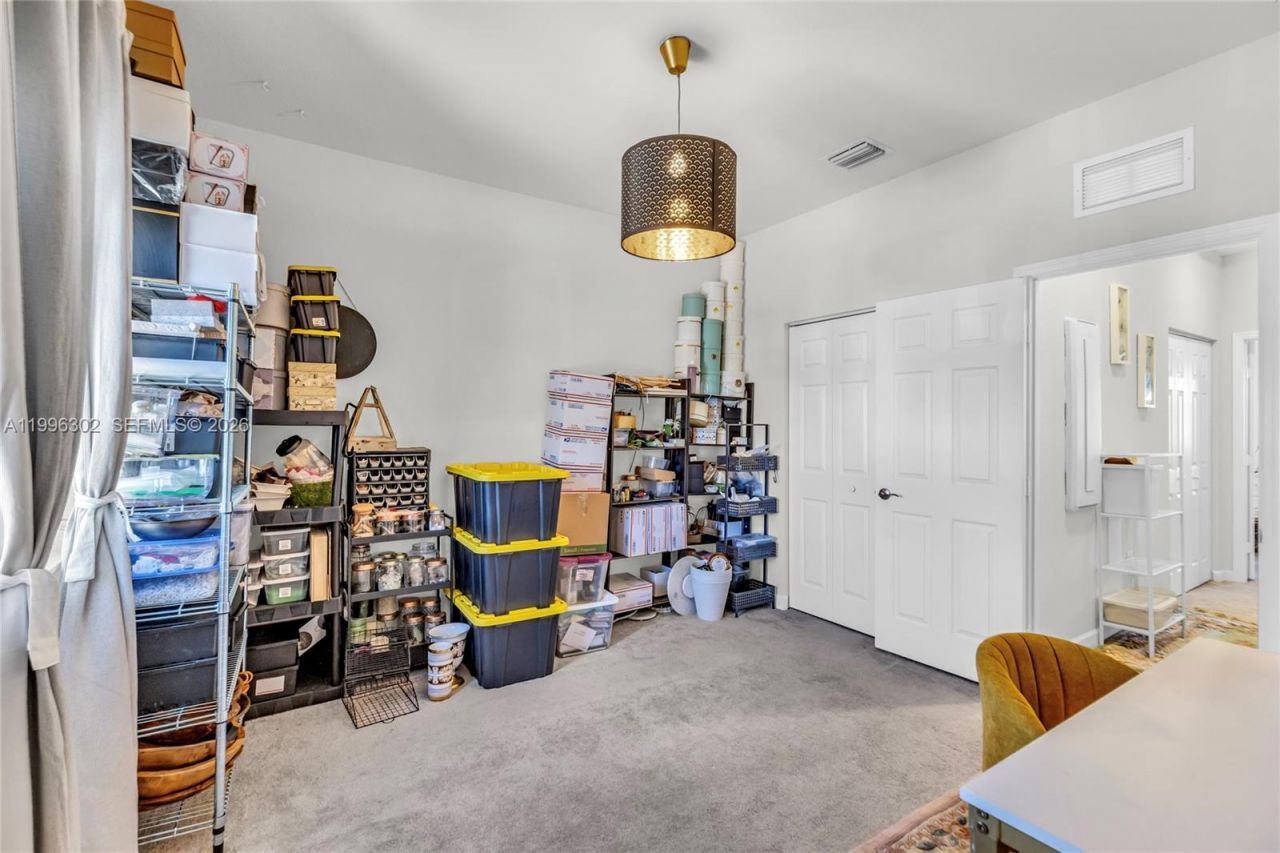 3392 W 105th Ter, Hialeah, FL 33018 Photo