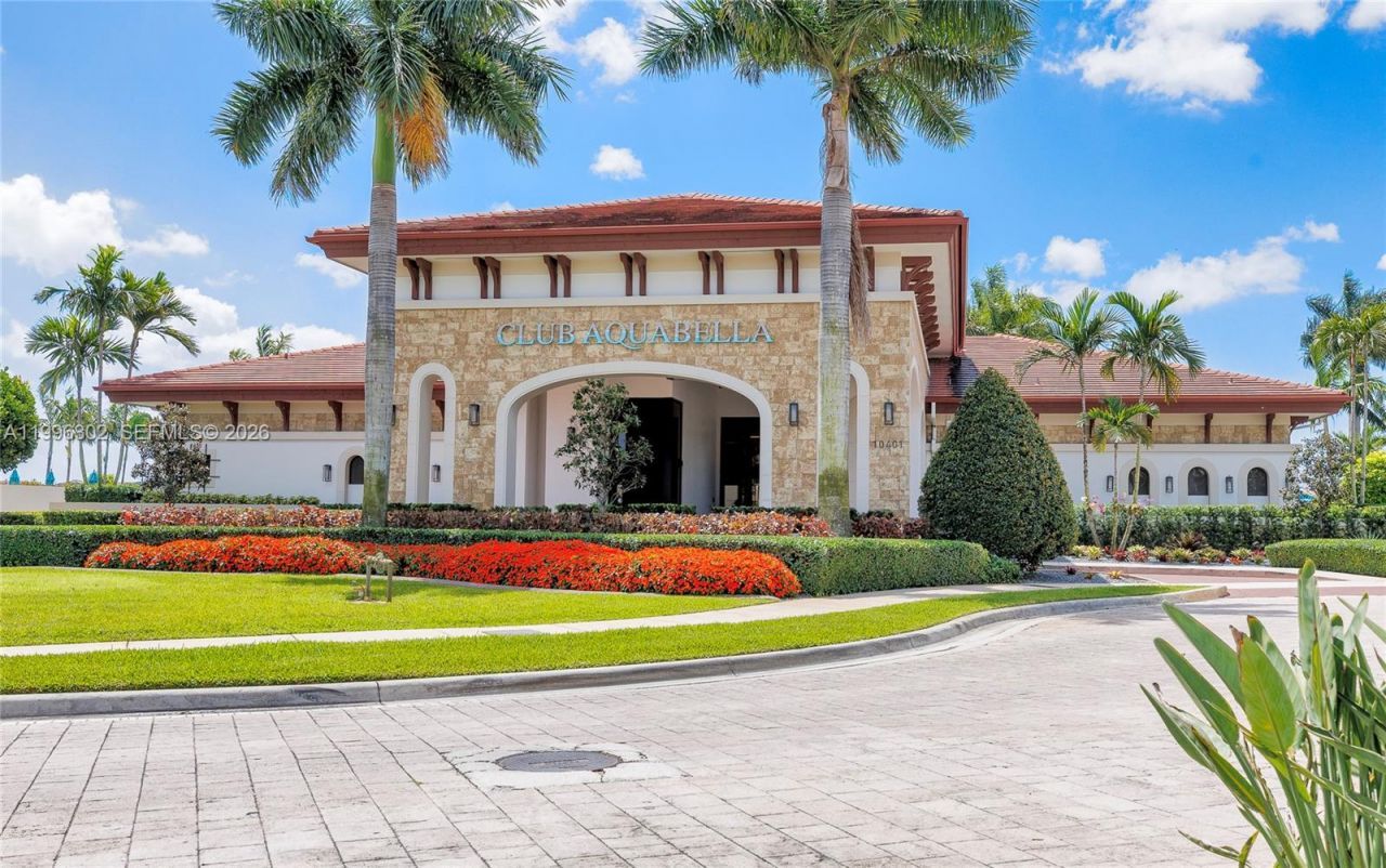 3392 W 105th Ter, Hialeah, FL 33018 Photo