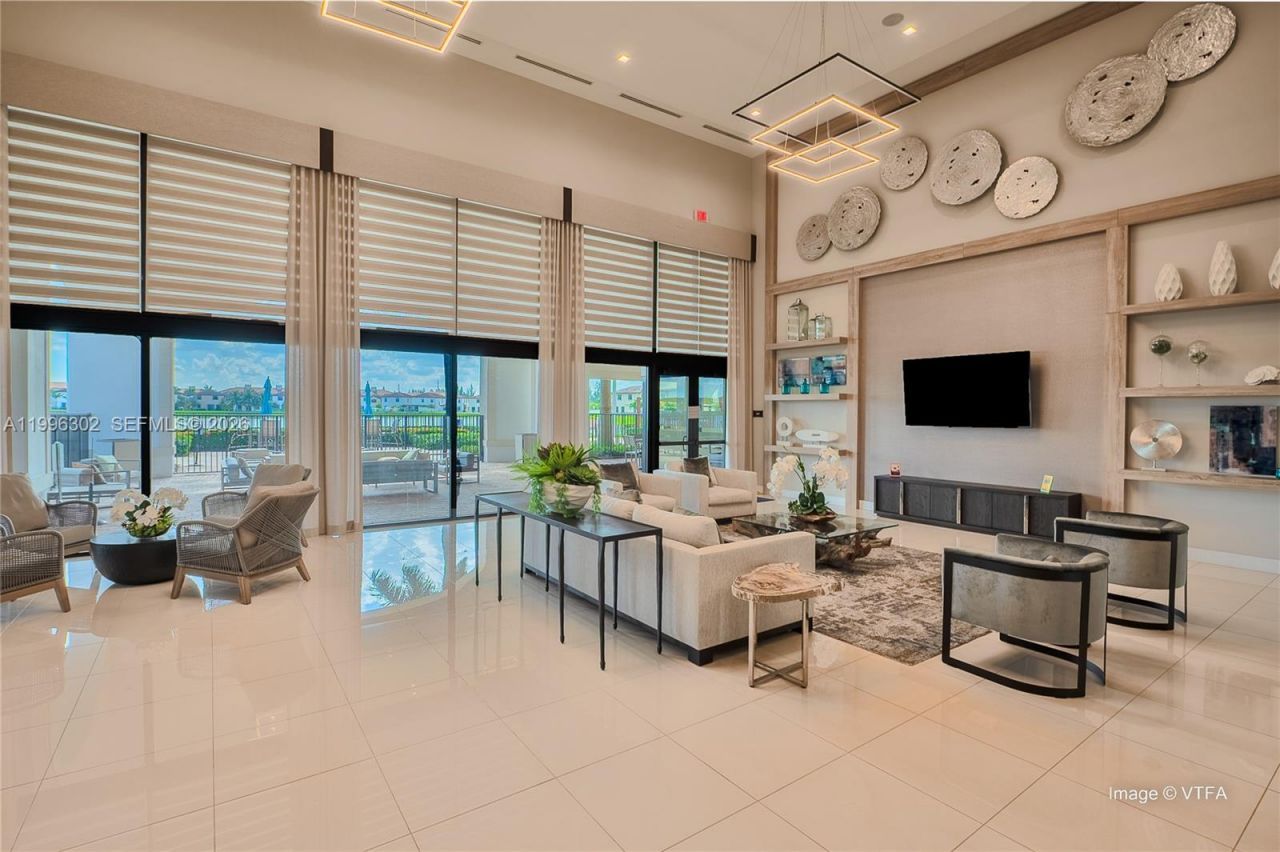 3392 W 105th Ter, Hialeah, FL 33018 Photo