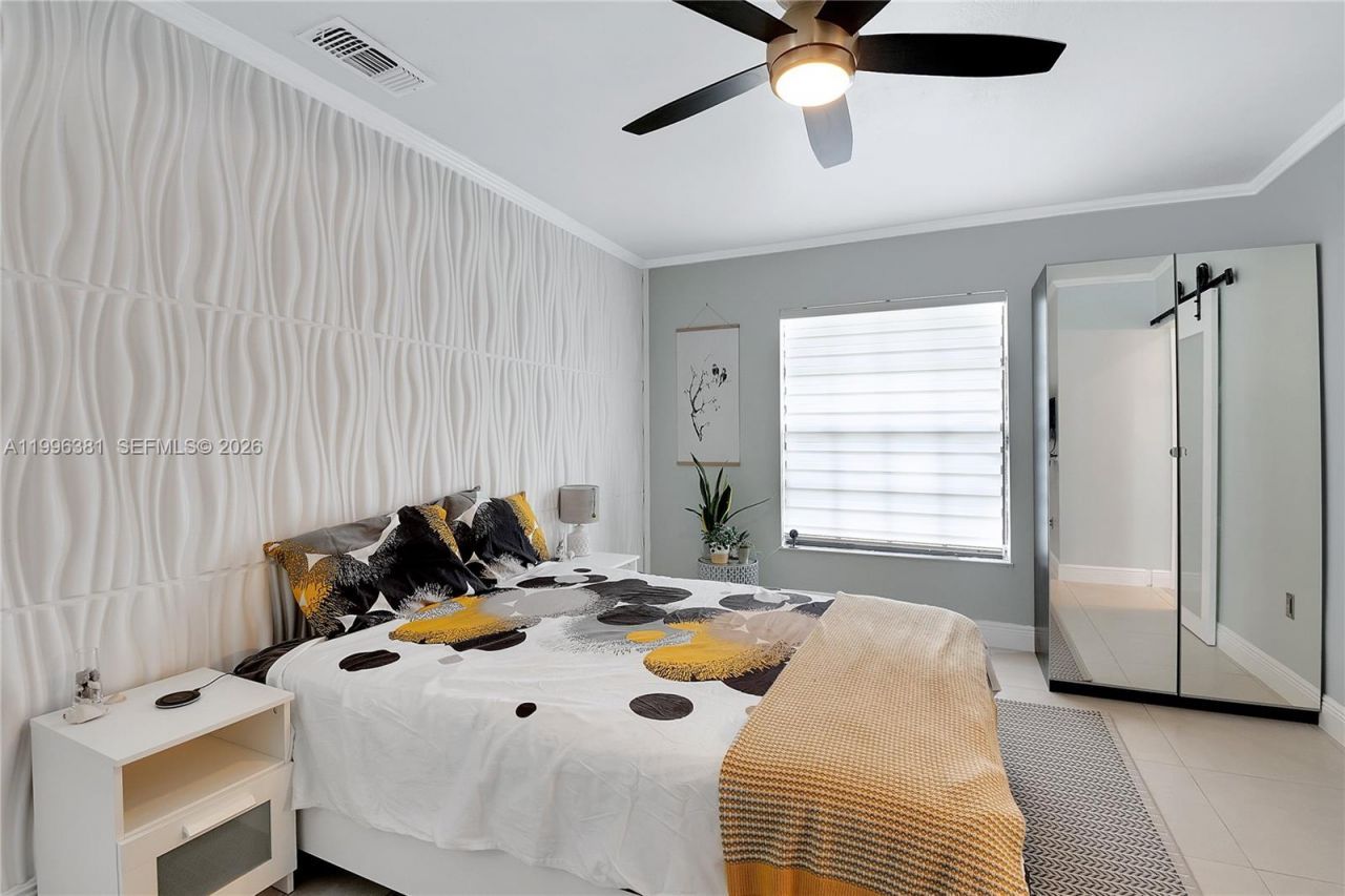 11426 NW 4th Ter, Unit 11426, Sweetwater, FL 33172 Photo