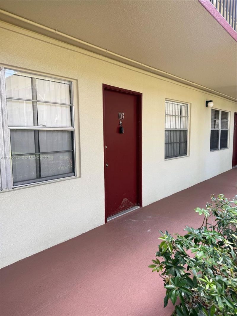 150 SW 134th Way , Unit 103R, Pembroke Pines, FL 33027 Photo