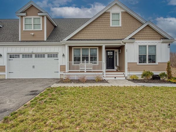 35 Metacomet, Unit 35, West Bridgewater, MA 02379