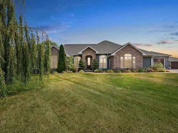 1679 Marian Court, Mineral Point, WI 53565