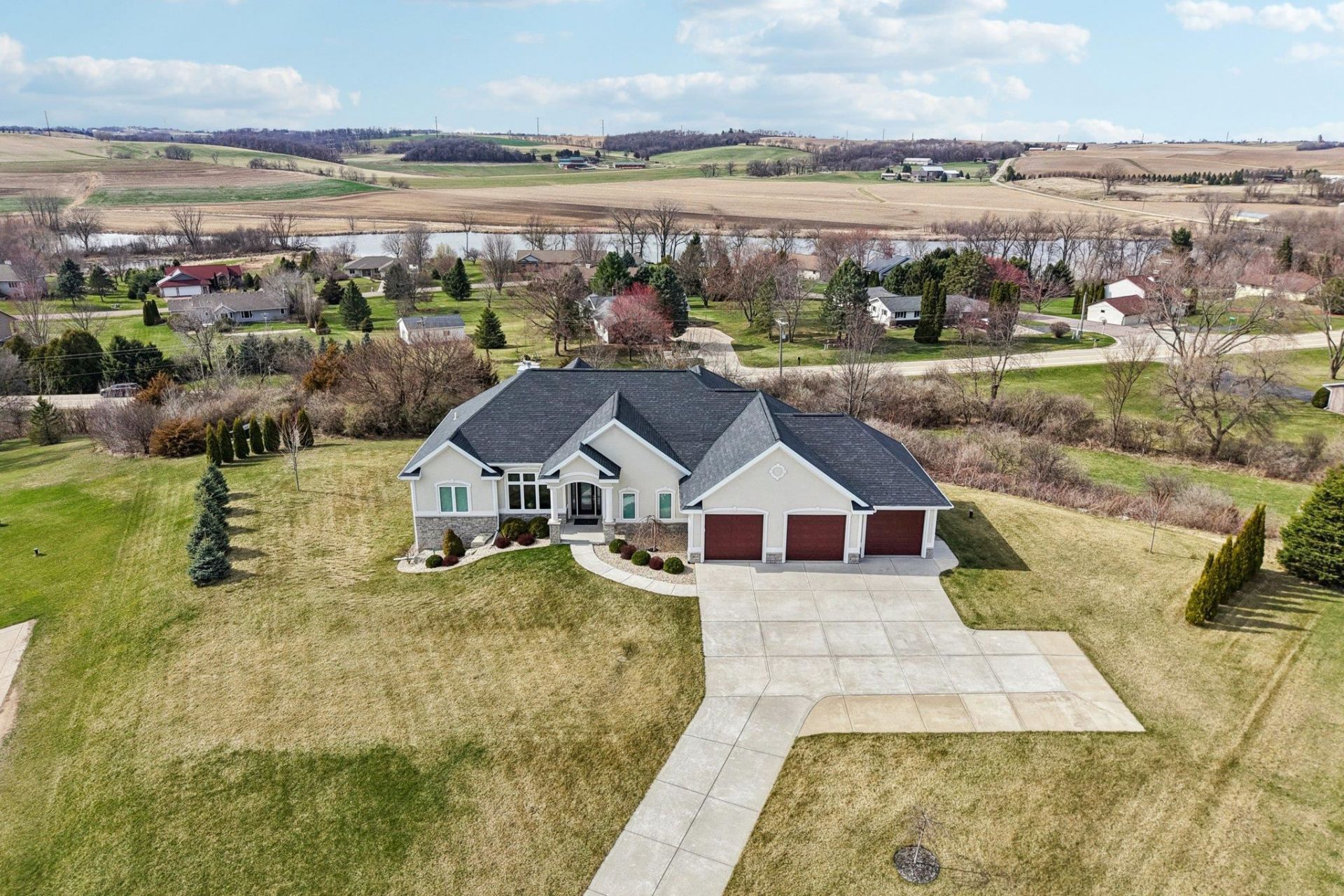 6249 Amethyst Drive, Waunakee, WI 53597 Main Photo