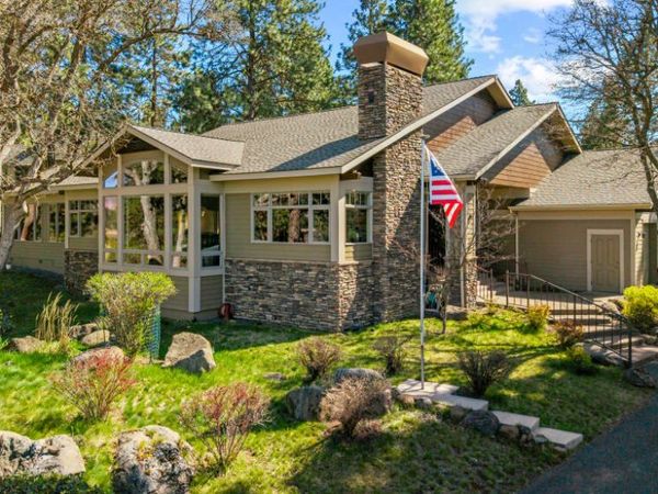 12054 Kestrel Road, Klamath Falls, OR 97601