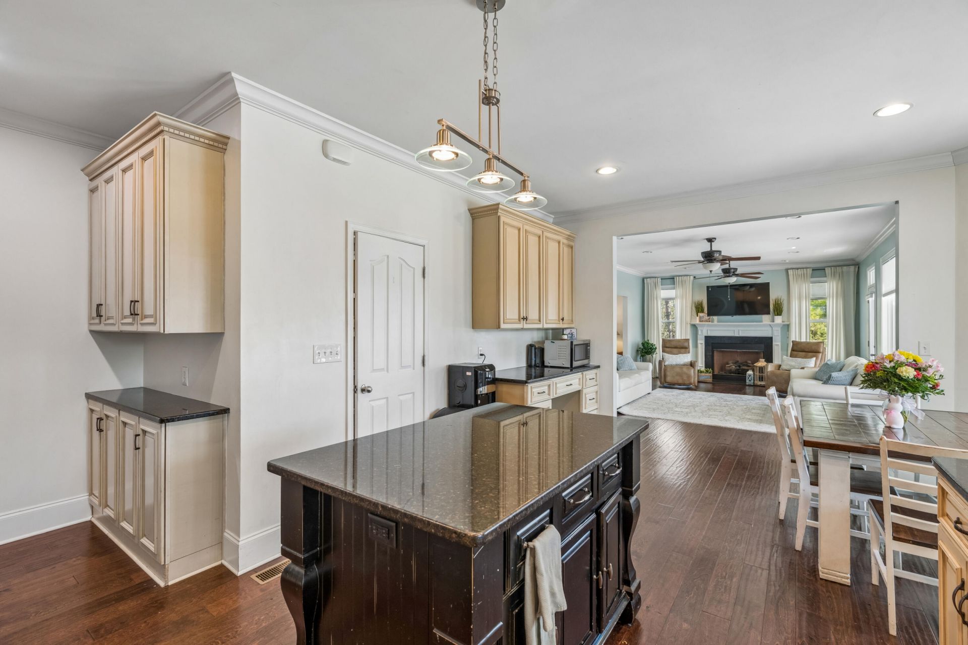 4207 Cottage Grove Court Photo 22