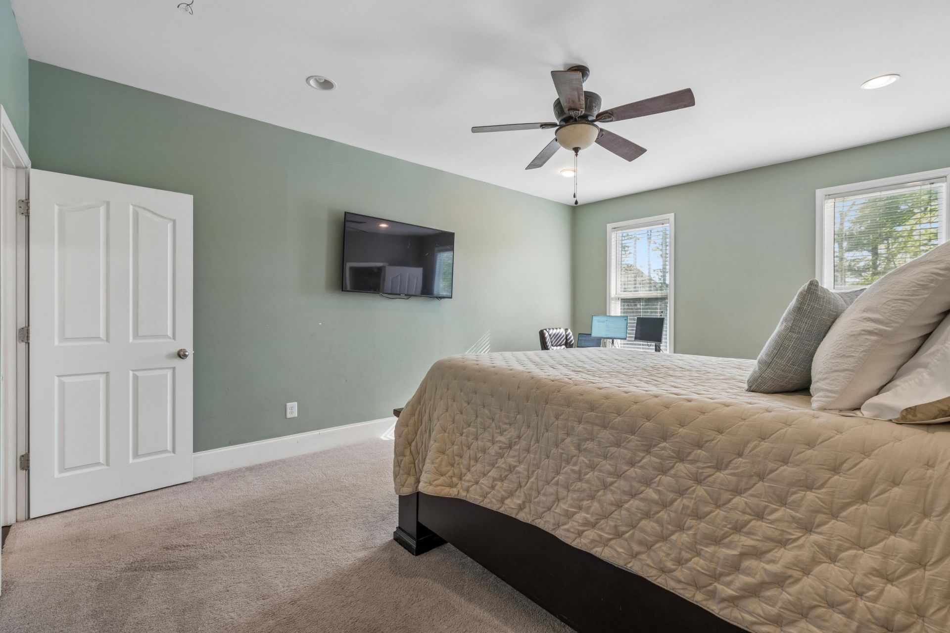 4207 Cottage Grove Court Photo 30