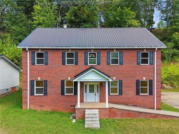 140 Prosperity Place, Cross Lanes, WV 25313