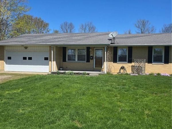 617 Wolf Road, West Alexandria, OH 45381