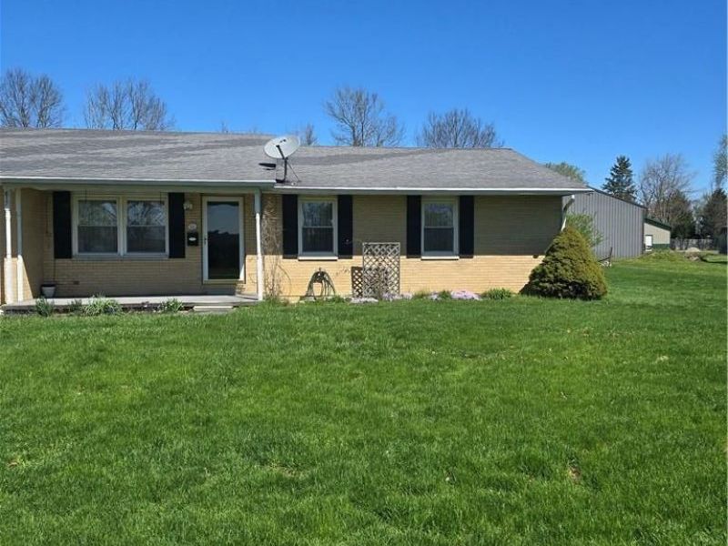 617 Wolf Road, West Alexandria, OH 45381 Photo 2