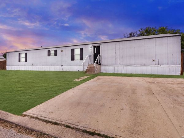 5014 Donner Lake, San Antonio, TX 78223
