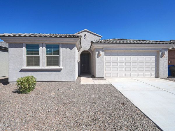 7048 W WINSTON Drive, Laveen, AZ 85339