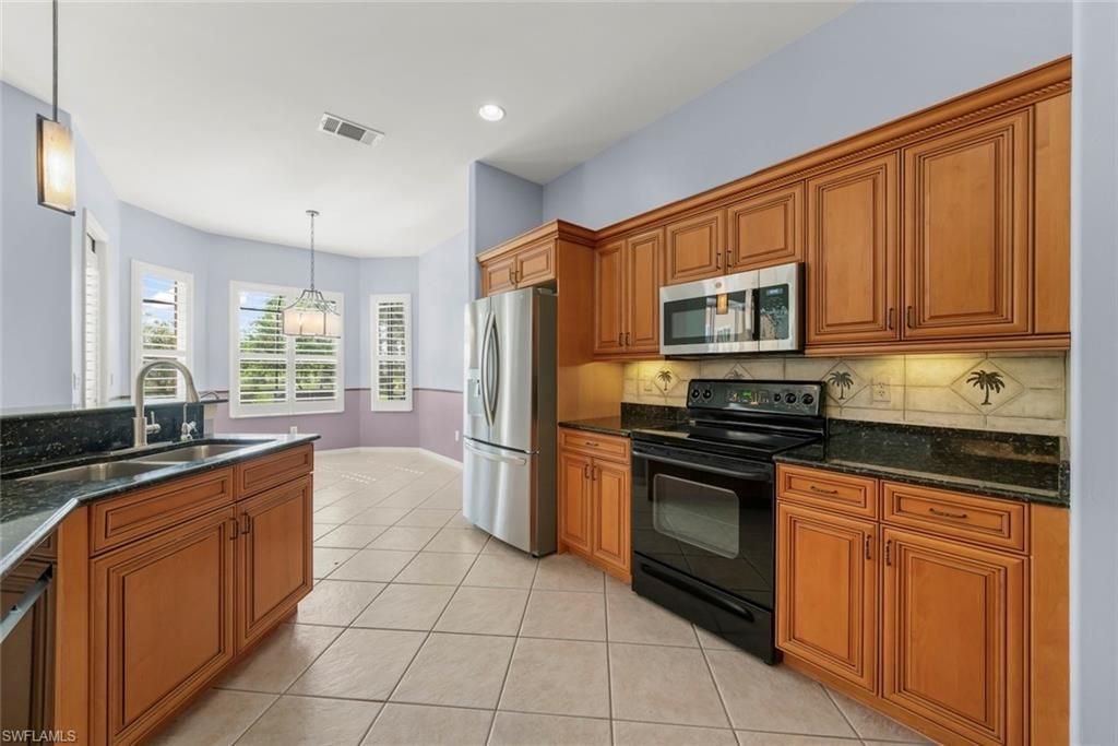 2165 Berkley Way, Lehigh Acres, FL 33973 Photo