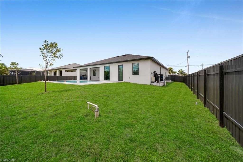 1237 NW 37th Ave, Cape Coral, FL 33993 Photo