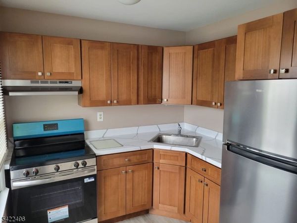 37 E Main St, Unit 8, Rockaway, NJ 07866