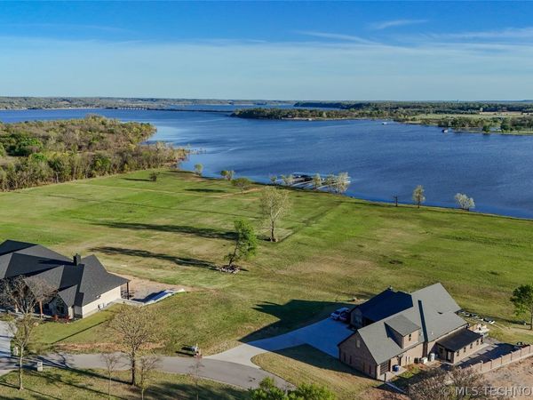 3870 E 482 Lane, Pryor, OK 74361