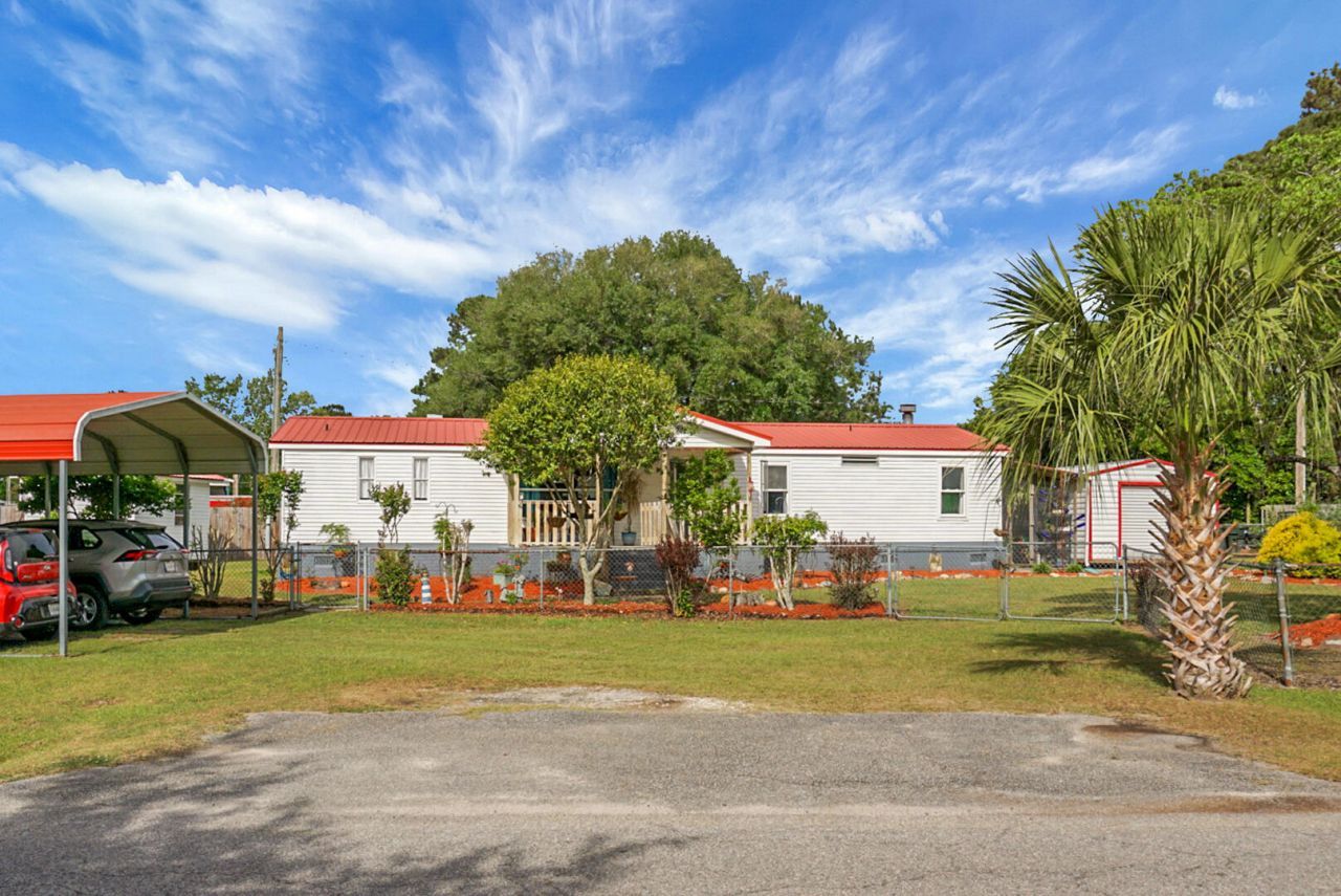 135 General Washington Boulevard Photo 4