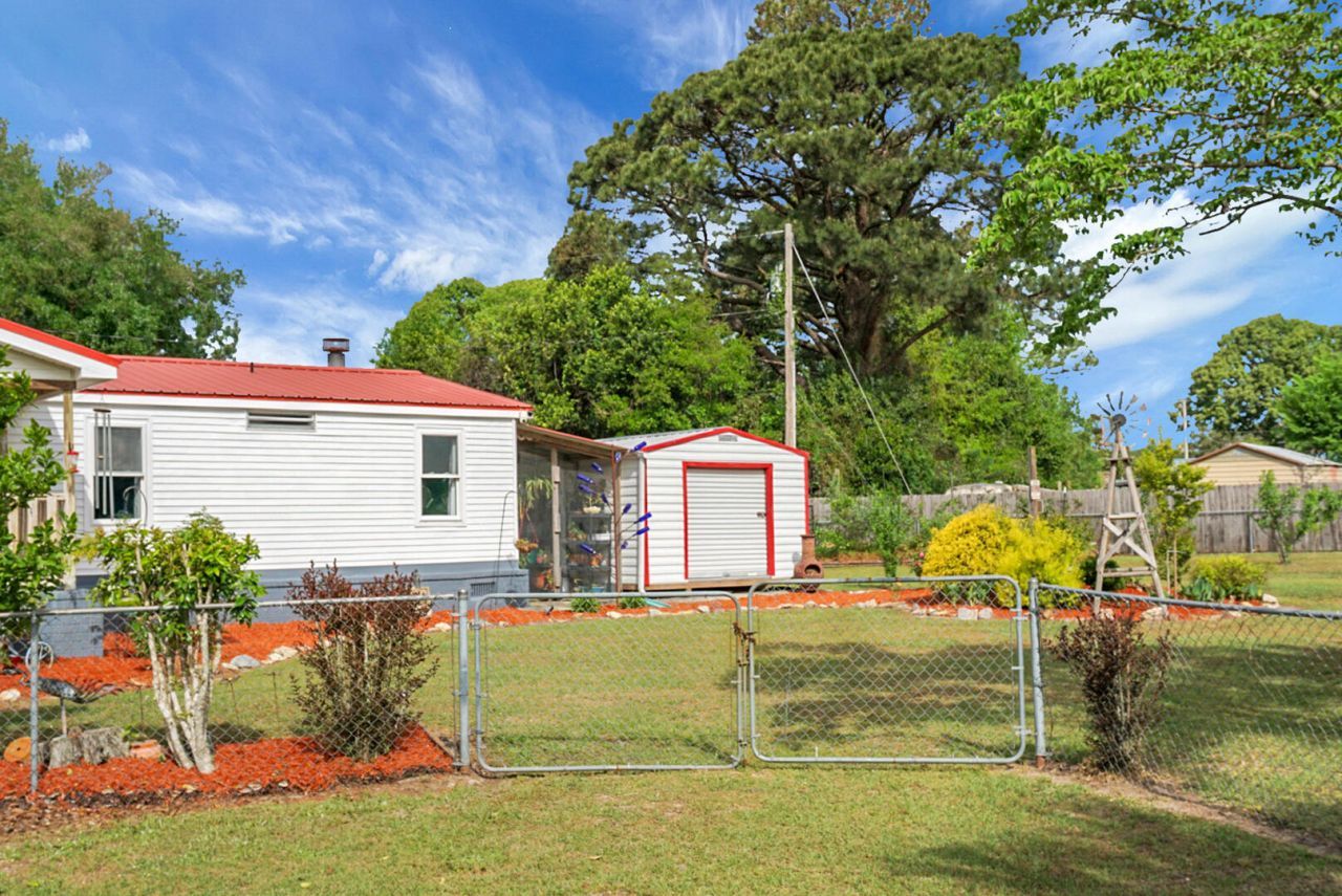 135 General Washington Boulevard Photo 5