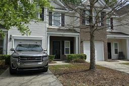 1805 Heldsberg Drive photo 4