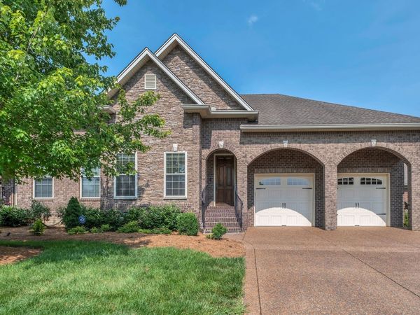 163 Tara Ln, Goodlettsville, TN 37072