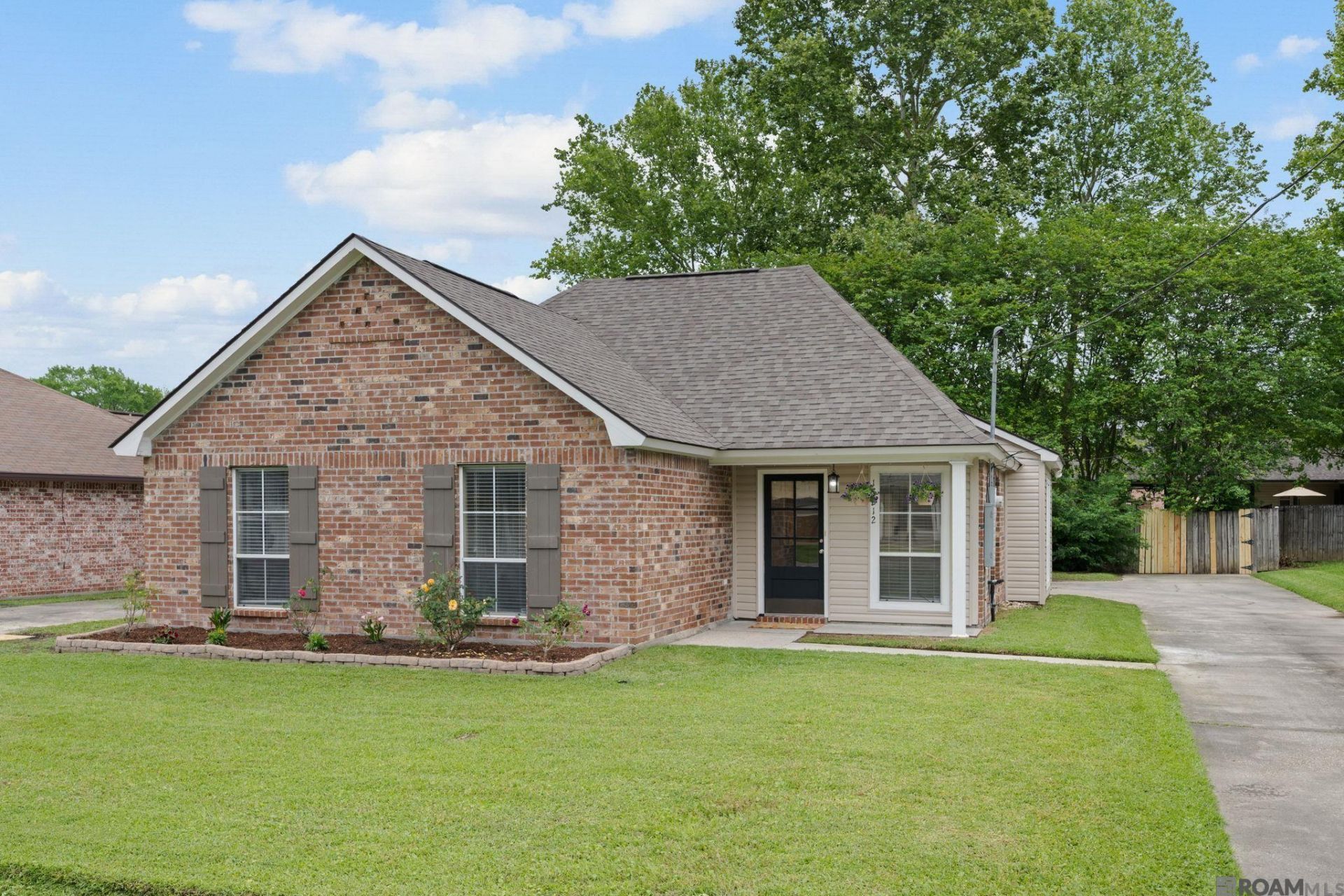 14212 Parkridge Dr, Prairieville, LA 70769 Main Photo