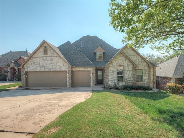3048 Garden Vista, Edmond, OK 73034