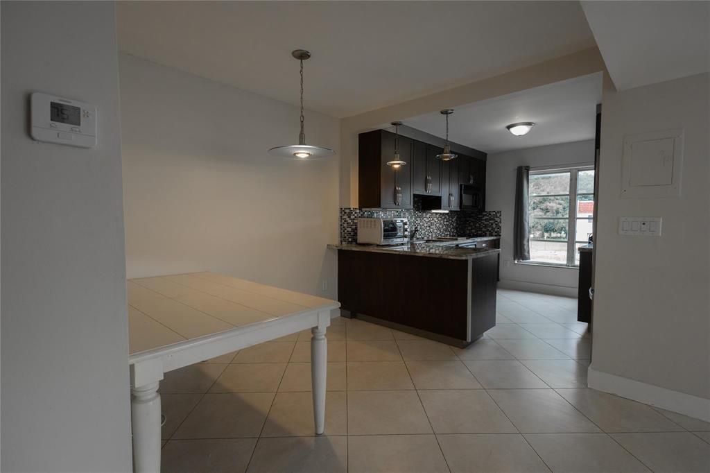 4152 Inverrary Drive, Unit 202, Lauderhill, FL 33319 Photo