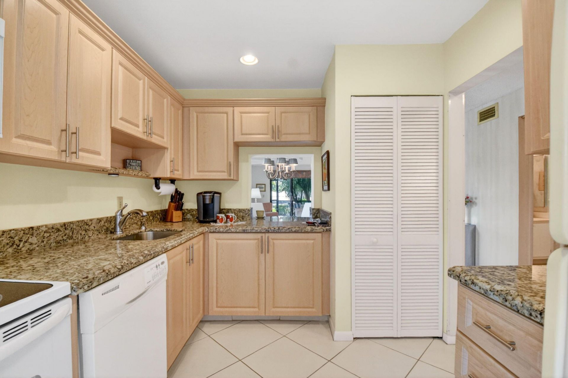 10 Southport Lane, Unit A, Boynton Beach, FL 33436 Photo
