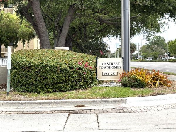 2501 NE 14th Street, Unit 301, Pompano Beach, FL 33062