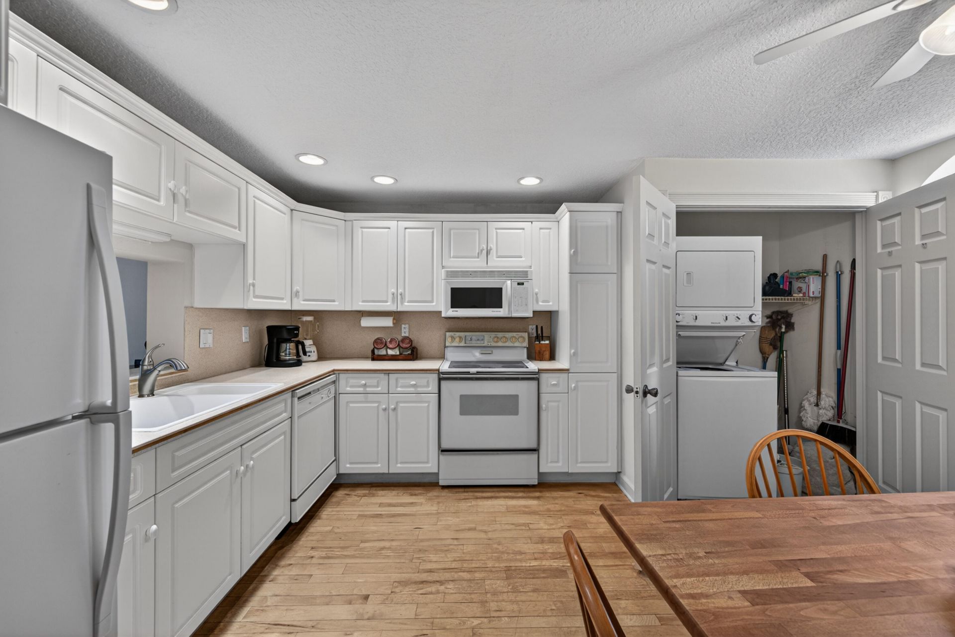 2501 NE 14th Street, Unit 301, Pompano Beach, FL 33062 Photo