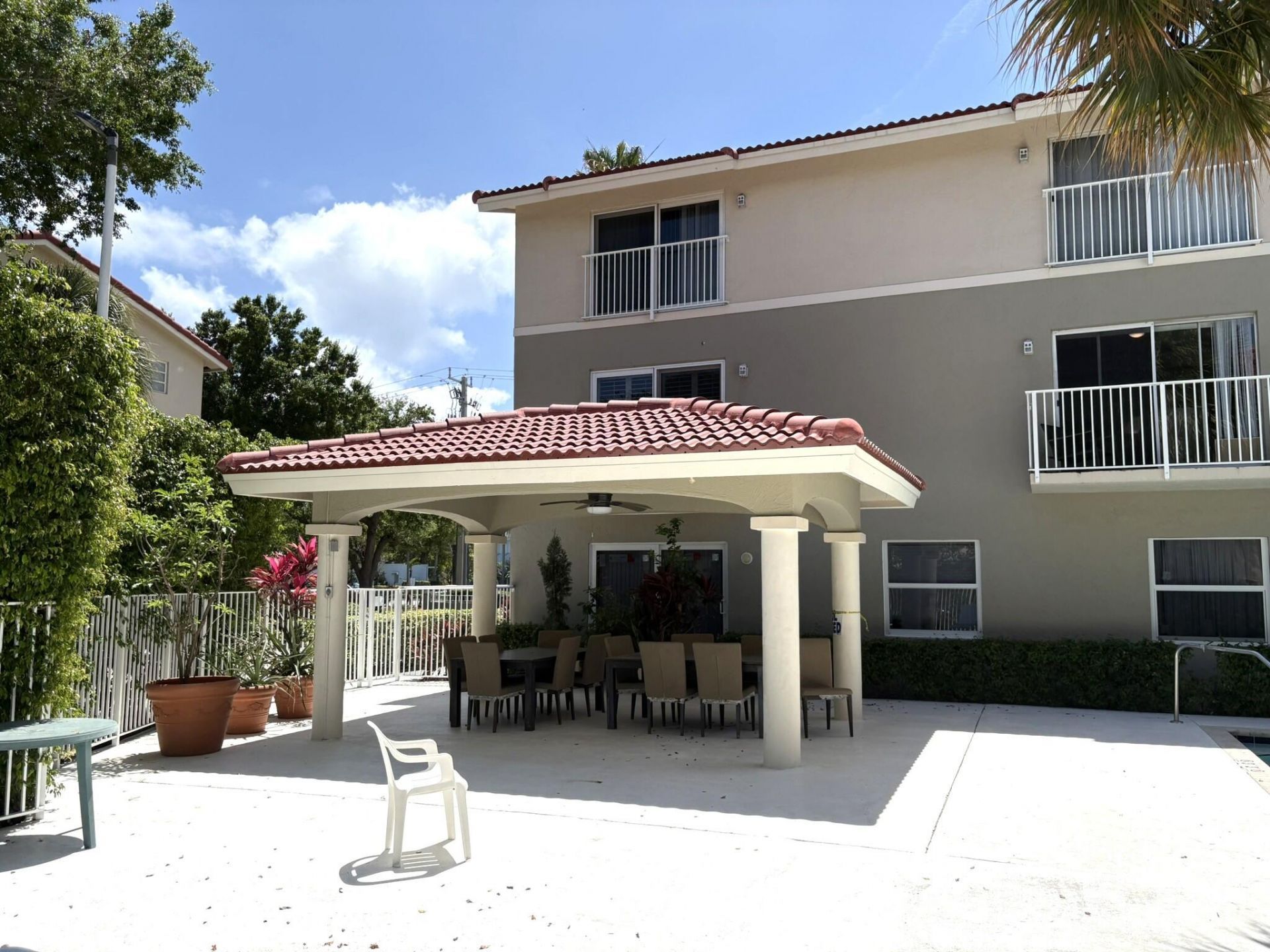 2501 NE 14th Street, Unit 301, Pompano Beach, FL 33062 Photo