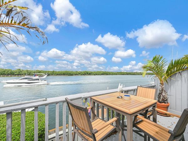 1800 N Ocean Drive, Unit 204, Hollywood, FL 33019